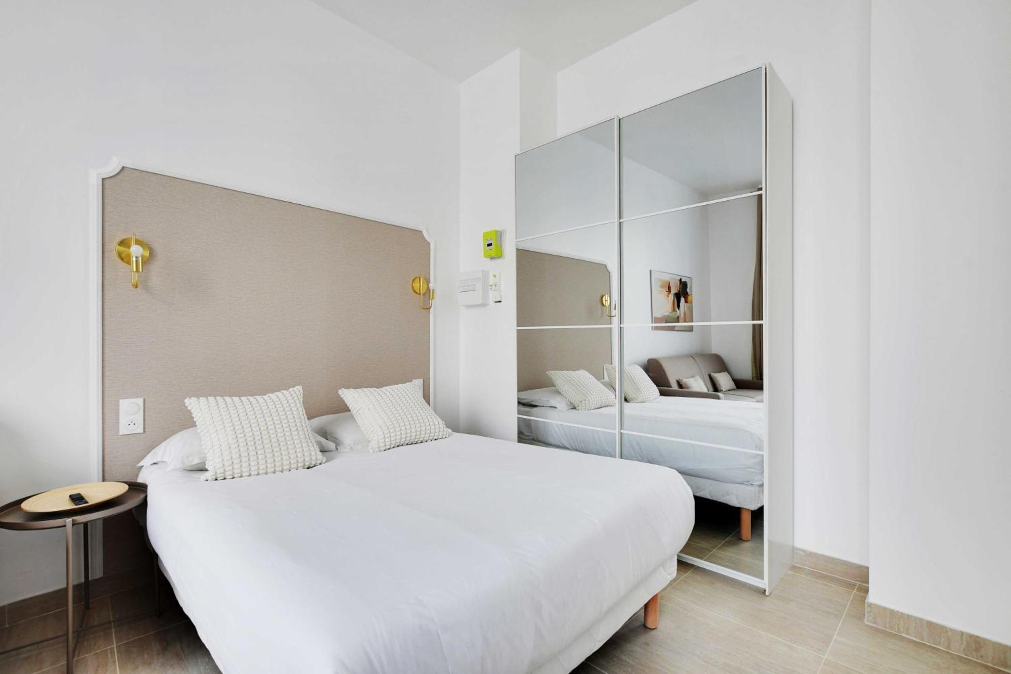 Moderne - Ac- 4p- Champ-de-mars Holiday home Paris